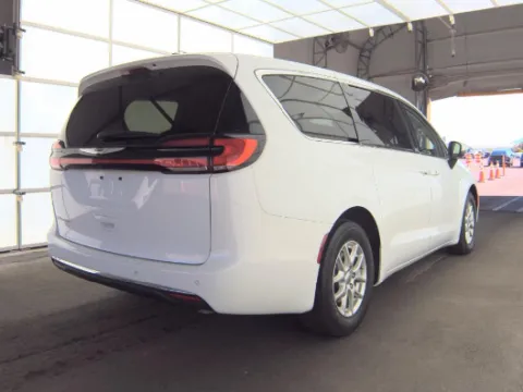 Another view of 2023 Chrysler Pacifica Touring L for sale in Cedar Rapids, IA at Cassill Motors