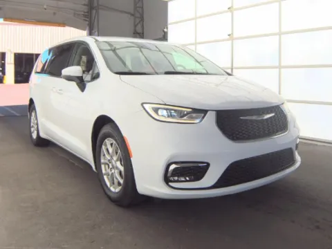 Photos of 2023 Chrysler Pacifica Touring L for sale in Cedar Rapids, IA at Cassill Motors