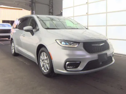 Photos of 2023 Chrysler Pacifica Touring L for sale in Cedar Rapids, IA at Cassill Motors