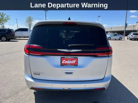 More photos of 2023 Chrysler Pacifica Touring L at Cassill Motors, IA