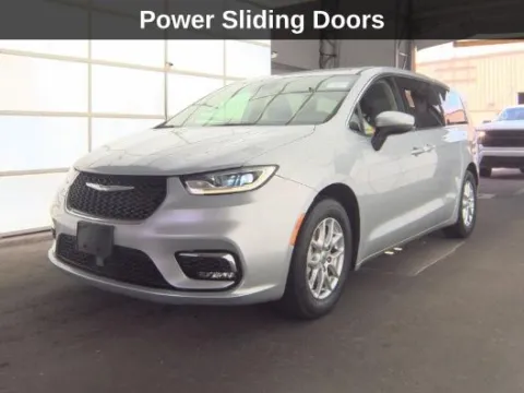 Photos of 2023 Chrysler Pacifica Touring L for sale in Cedar Rapids, IA at Cassill Motors