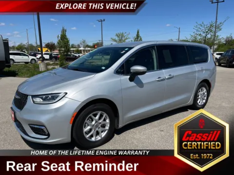 Silver 2023 Chrysler Pacifica Touring L for sale in Cedar Rapids, IA