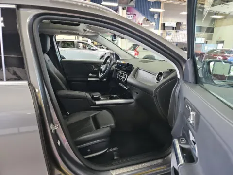 More photos of 2021 Mercedes-Benz GLA 250 at Cassill Motors, IA