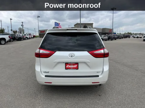 More photos of 2016 Toyota Sienna XLE at Cassill Motors, IA