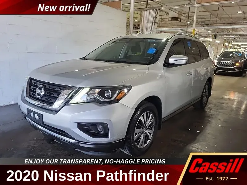 Silver 2020 Nissan Pathfinder S for sale in Cedar Rapids, IA