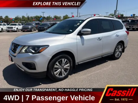 Silver 2020 Nissan Pathfinder S for sale in Cedar Rapids, IA