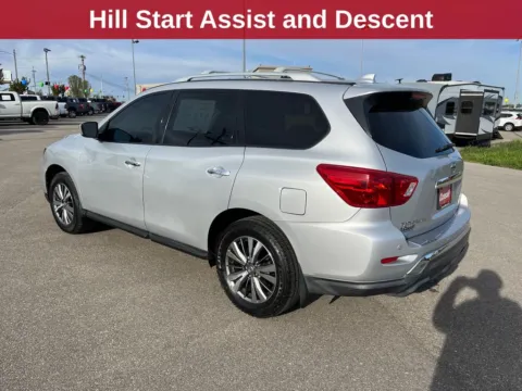 Another view of 2020 Nissan Pathfinder S for sale in Cedar Rapids, IA at Cassill Motors