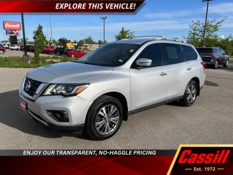 Silver 2020 Nissan Pathfinder S for sale in Cedar Rapids, IA
