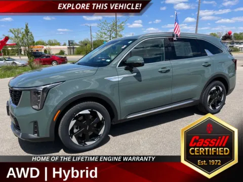 Green 2025 Kia Sorento Hybrid EX for sale in Cedar Rapids, IA