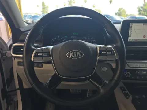 More photos of 2021 Kia Telluride SX at Cassill Motors, IA