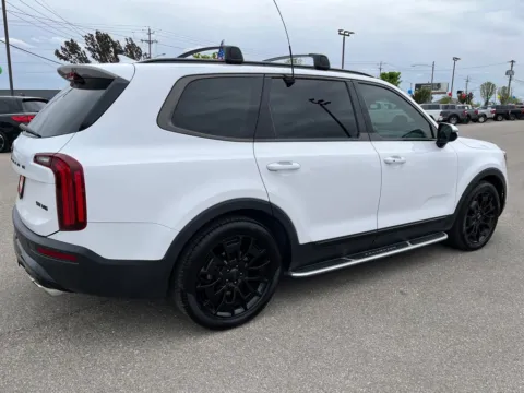 More photos of 2021 Kia Telluride SX at Cassill Motors, IA