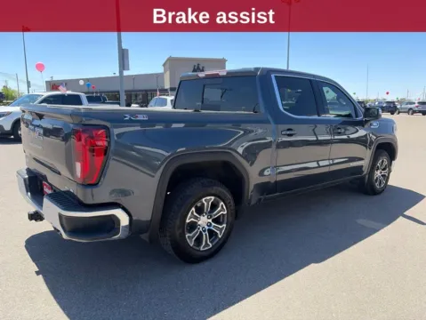 More photos of 2021 GMC Sierra 1500 SLE at Cassill Motors, IA