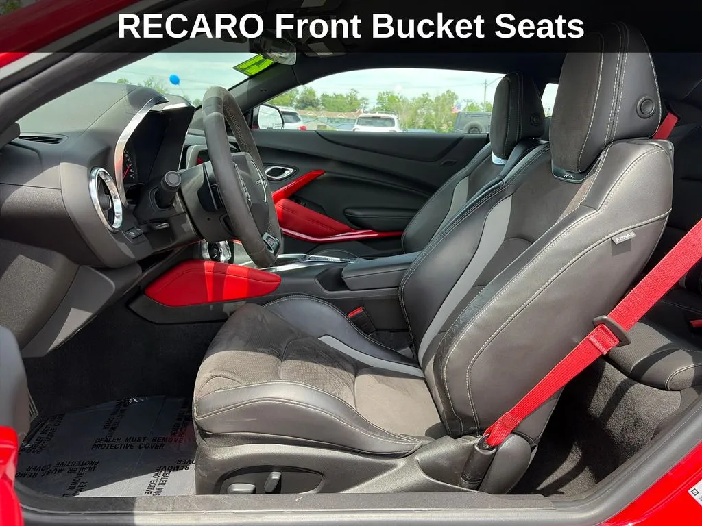 2021 Chevrolet Camaro 1SS - Photo 12