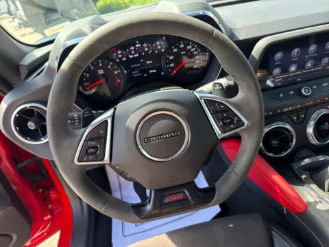 More photos of 2021 Chevrolet Camaro SS at Cassill Motors, IA