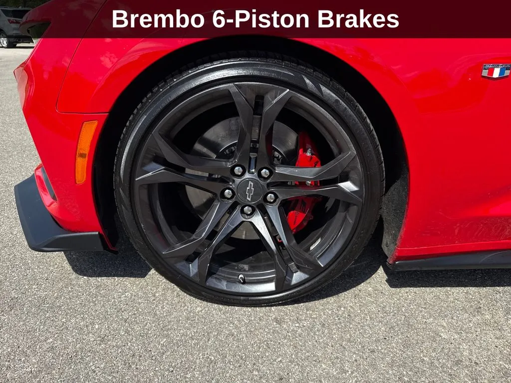 2021 Chevrolet Camaro 1SS - Photo 15