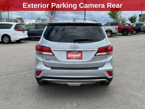 More photos of 2017 Hyundai Santa Fe SE at Cassill Motors, IA