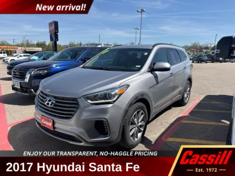 Gray 2017 Hyundai Santa Fe SE for sale in Cedar Rapids, IA