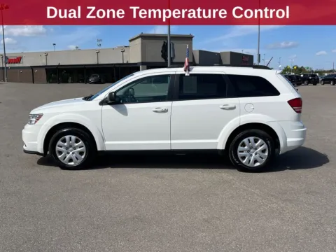 Photos of 2017 Dodge Journey SE for sale in Cedar Rapids, IA at Cassill Motors