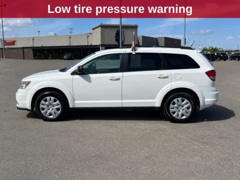 Photos of 2017 Dodge Journey SE for sale in Cedar Rapids, IA at Cassill Motors