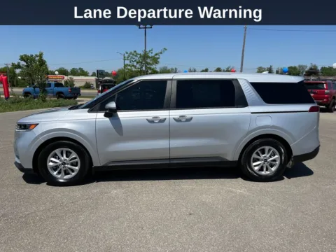 Photos of 2022 Kia Carnival LXS for sale in Cedar Rapids, IA at Cassill Motors