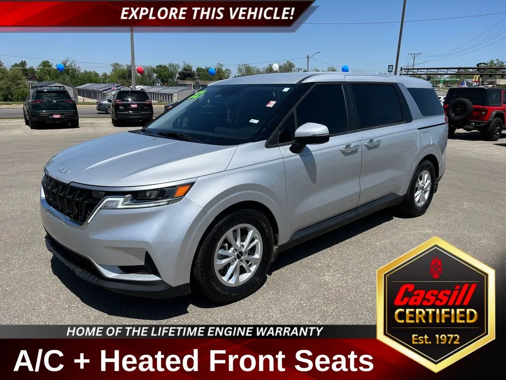 2022 Kia Sedona LX Seat Pkg's photo
