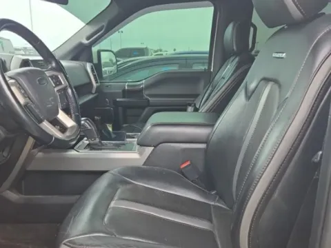 More photos of 2019 Ford F-150 Platinum at Cassill Motors, IA