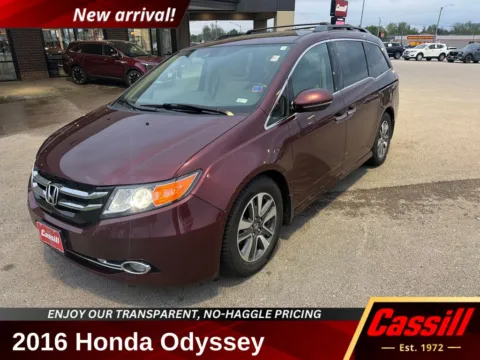 Red 2016 Honda Odyssey Touring Elite for sale in Cedar Rapids, IA