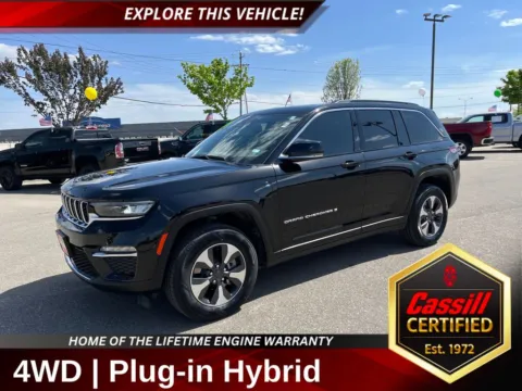 Black 2024 Jeep Grand Cherokee 4xe for sale in Cedar Rapids, IA