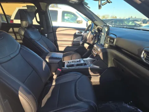 More photos of 2020 Ford Explorer ST at Cassill Motors, IA