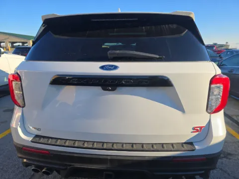 More photos of 2020 Ford Explorer ST at Cassill Motors, IA