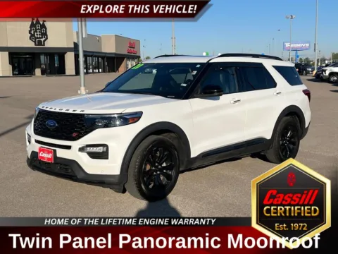White 2020 Ford Explorer ST for sale in Cedar Rapids, IA