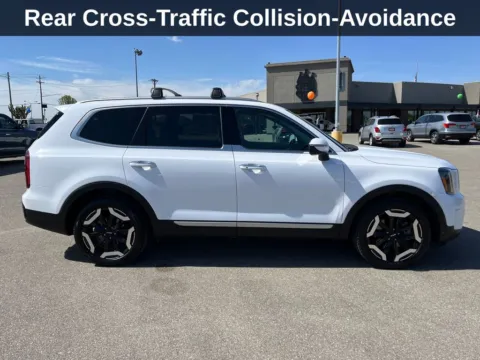 More photos of 2025 Kia Telluride S at Cassill Motors, IA