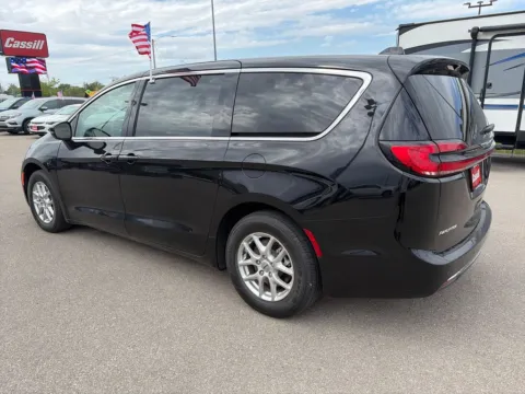 Another view of 2024 Chrysler Pacifica Touring L for sale in Cedar Rapids, IA at Cassill Motors