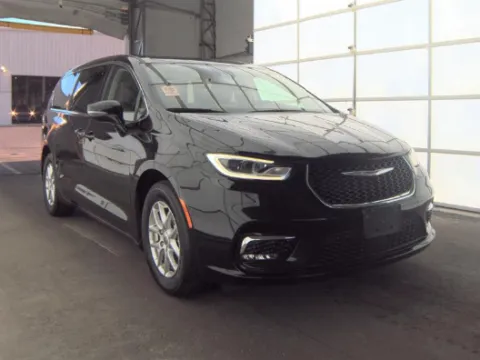 Photos of 2024 Chrysler Pacifica Touring L for sale in Cedar Rapids, IA at Cassill Motors