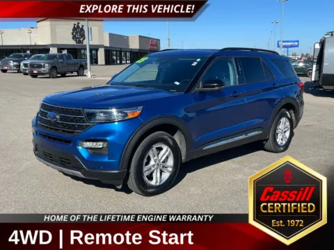 Blue 2023 Ford Explorer XLT for sale in Cedar Rapids, IA