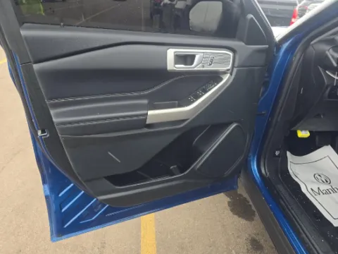 More photos of 2023 Ford Explorer XLT at Cassill Motors, IA