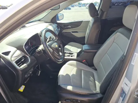 More photos of 2019 Chevrolet Equinox Premier at Cassill Motors, IA