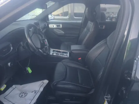 More photos of 2022 Ford Explorer ST at Cassill Motors, IA