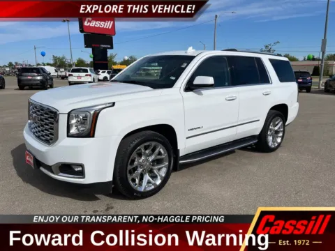 White 2019 GMC Yukon Denali for sale in Cedar Rapids, IA