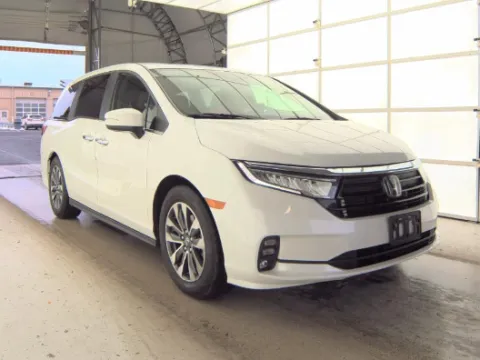 Photos of 2022 Honda Odyssey EX-L for sale in Cedar Rapids, IA at Cassill Motors