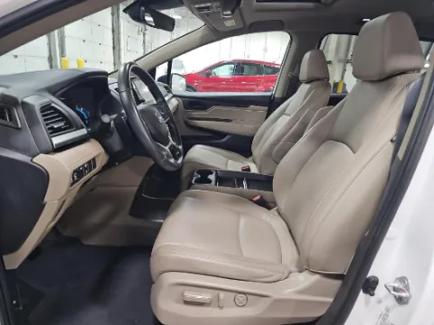 More photos of 2022 Honda Odyssey EX-L at Cassill Motors, IA