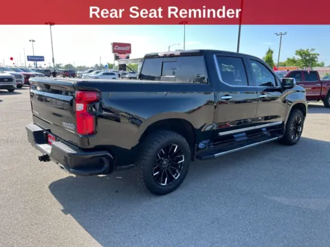 More photos of 2023 Chevrolet Silverado 1500 High Country at Cassill Motors, IA
