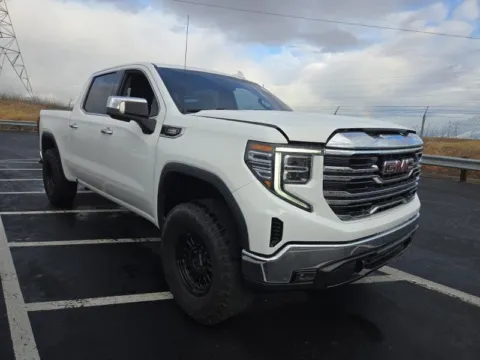 More photos of 2023 GMC Sierra 1500 SLT at Cassill Motors, IA