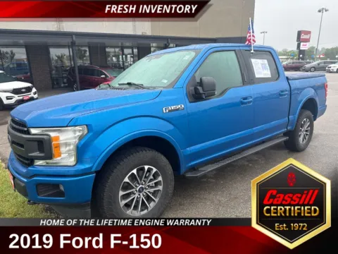 Blue 2019 Ford F-150 XLT for sale in Cedar Rapids, IA