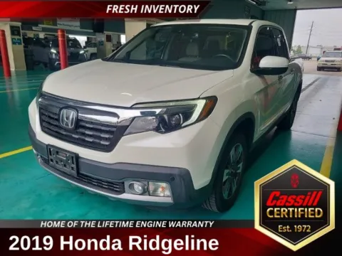 Beige 2019 Honda Ridgeline RTL-E for sale in Cedar Rapids, IA