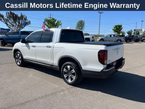 Another view of 2019 Honda Ridgeline RTL-E for sale in Cedar Rapids, IA at Cassill Motors