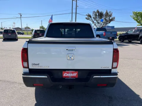 More photos of 2019 Honda Ridgeline RTL-E at Cassill Motors, IA