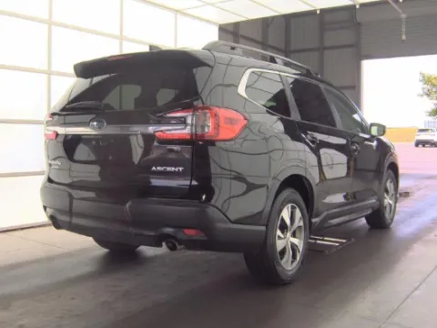 More photos of 2023 Subaru Ascent Premium at Cassill Motors, IA