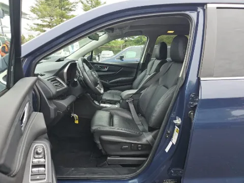 More photos of 2023 Subaru Ascent Limited at Cassill Motors, IA