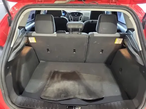 More photos of 2014 Ford Focus SE at Cassill Motors, IA